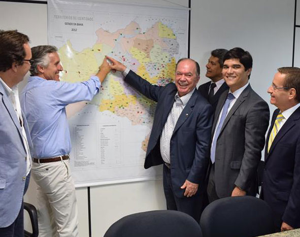 "Euroeste na Bahia" na revista País €conómico